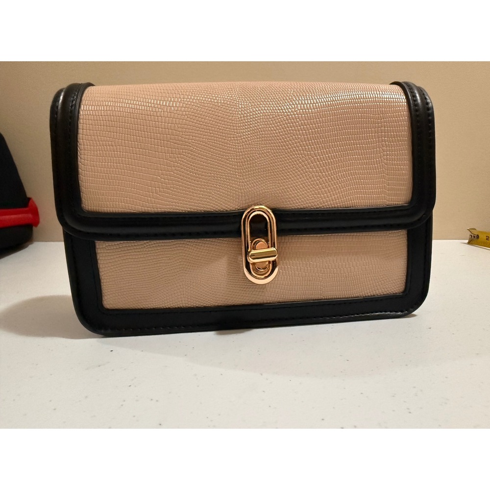 Jules Kae Lizard Embossed Crossbody Bag Beige Black Gold Turn Lock New
